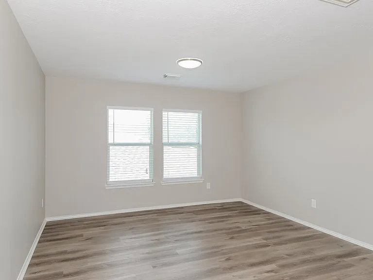 7318 Cypress Prairie Dr — Photo 13