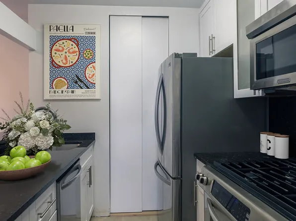 424 West End Avenue image 4 of 15