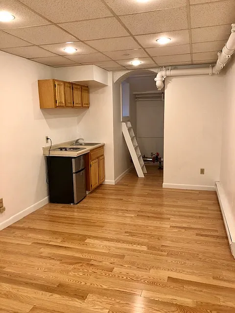 Studio, $2,095 — Photo 2