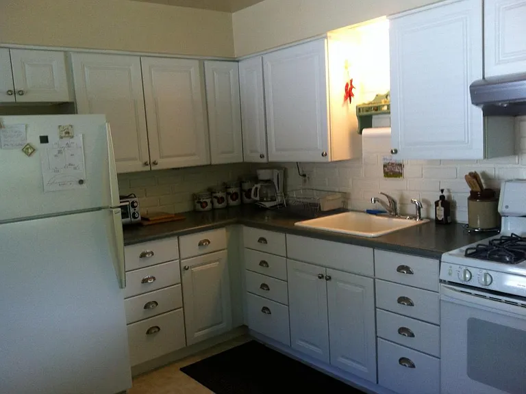 810 E Bancroft Ave — Photo 6
