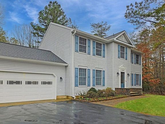 2nd image of 21104 Arbor Ct