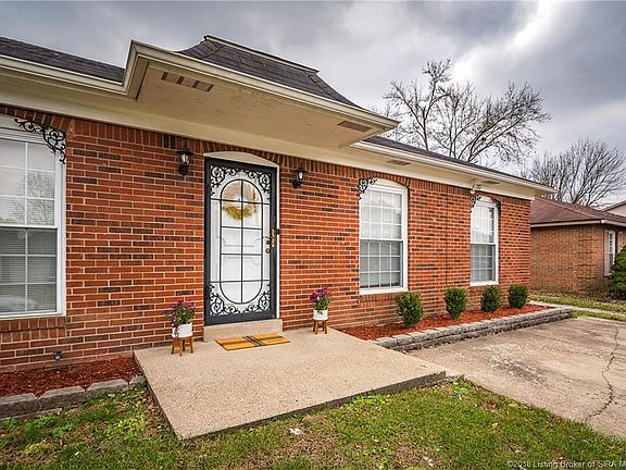 4th image of 1034 Cottonwood Dr