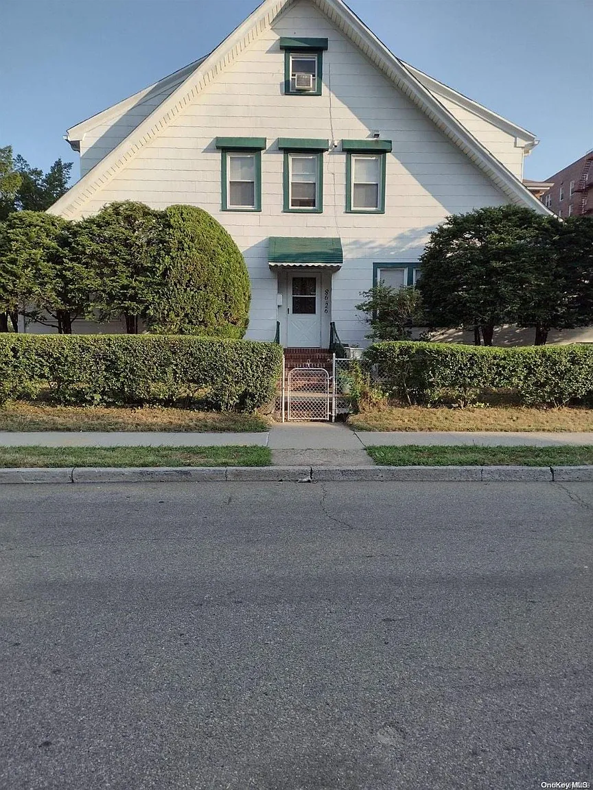 86-26 164th Street photo 1