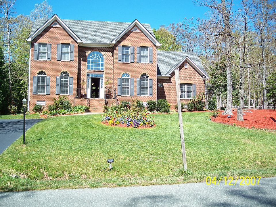 2nd image of 118 Huddersfield Dr