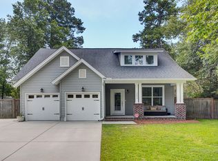202 Thames Ave, Summerville, SC 29485