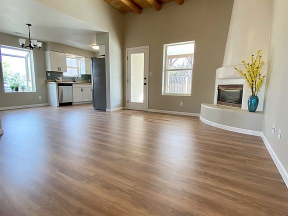 3rd image of 223 Camino Miramontes