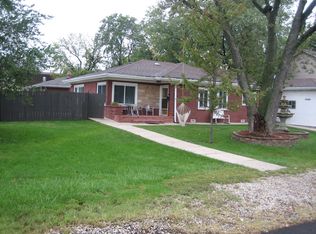 10500 Montana Ave, Melrose Park, IL 60164