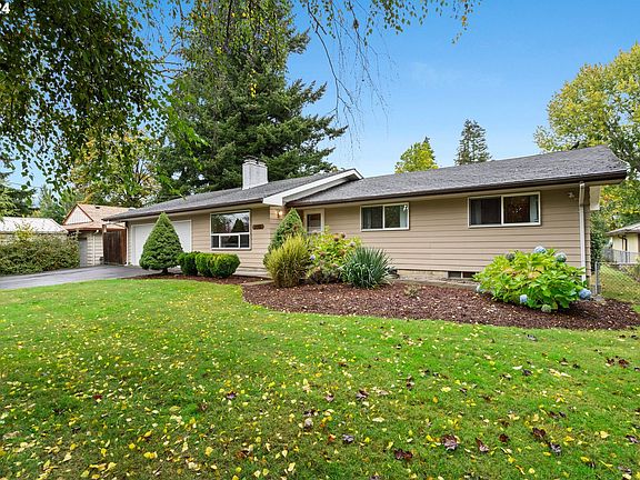 2nd image of 11307 NE 12th Ave
