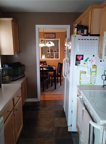 1st image of 9850 Garvett St