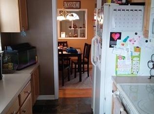 9850 Garvett St, Livonia, MI 48150