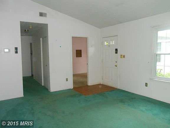 2nd image of 513 Majestic Prince Dr
