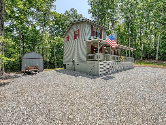 4th image of 92 Holly Cove Cir