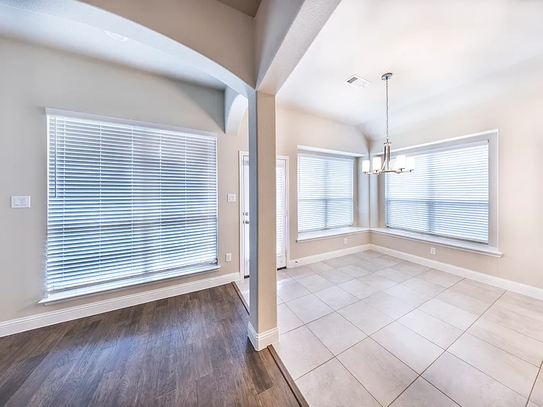 3404 Herron Dr — Photo 32