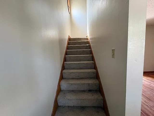 421 Academy Street - 1 — Photo 2