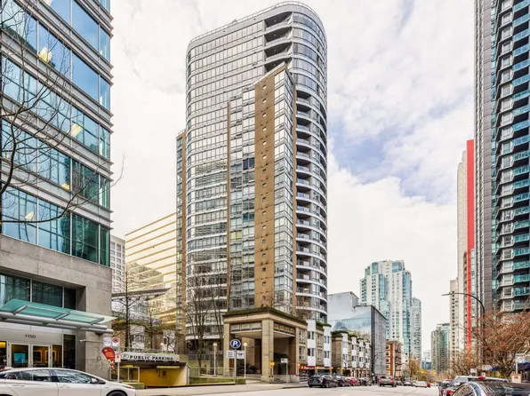 1166 Melville St #2502, Vancouver, BC V6E 4P5
