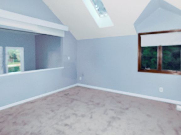 5th image of 237 Deer Dr