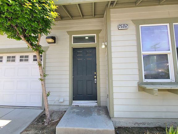 2nd image of 25352 Cole St