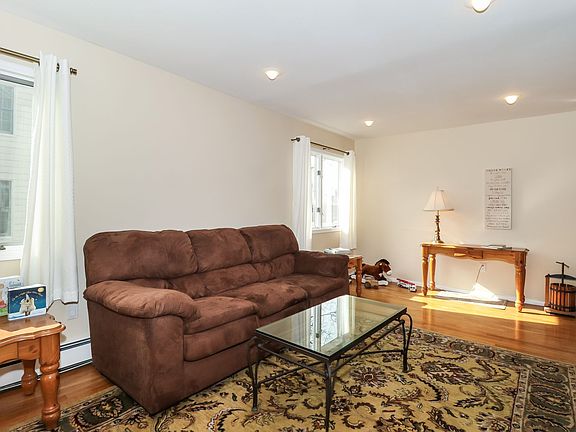 3rd image of 83 Jackson St