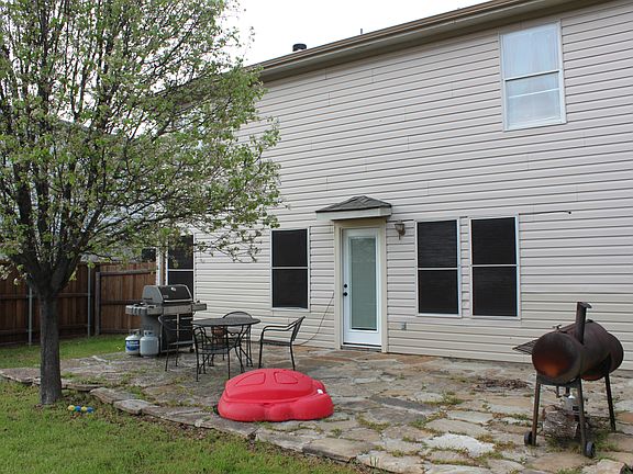 2nd image of 4611 Green Meadow Dr