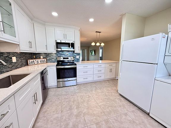 3rd image of 1740 NW 19th Terrace #202