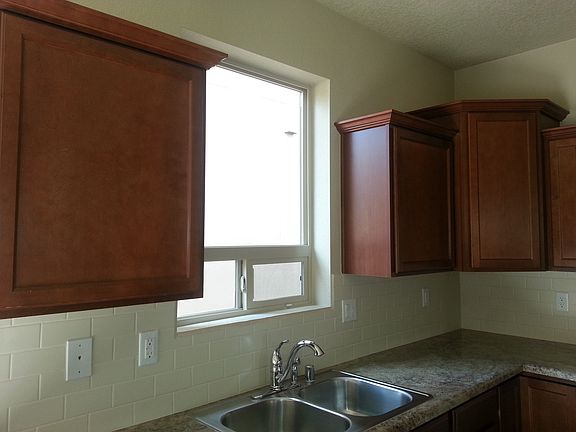4th image of 2008 Pleasanton Dr SE