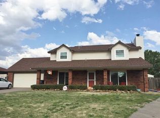 401 Deer Run, Enid, OK 73703