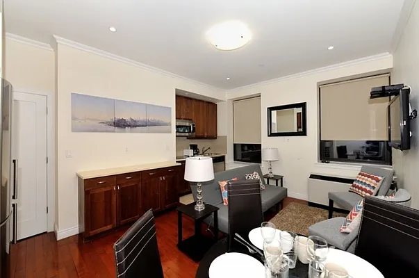 Rented by Eisenberg Exclusives | media 34