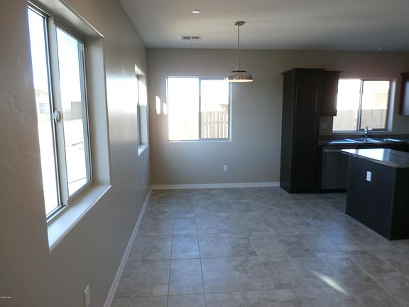 3rd image of 2831 Tonto Dr #C