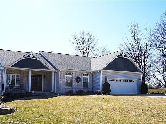 3rd image of 100 Heritage Dr