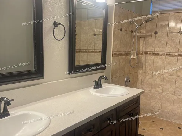 10950 Grass Valley Cir, Moreno Valley, CA 92557