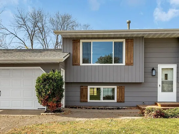 271 Norman Ave S, Foley, MN 56329