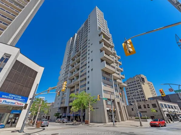 380 Pelissier St #1701, Windsor, ON N9A 6V7