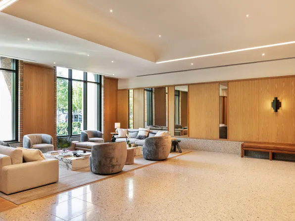 11 Ocean Parkway image 17 of 18