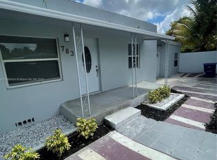 Pine Wood Pk, Miami, FL 33150