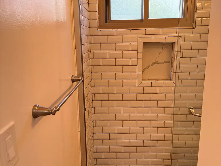 Seabreeze Apartments — Photo 59