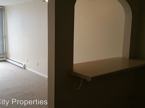 4th image of 931 E Russell Ave APT 203
