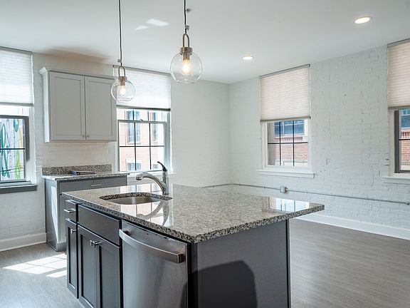 2nd image of 50 N Duke St Unit 304