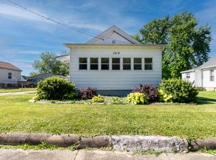 1212 W Elm St, Bloomington, IL