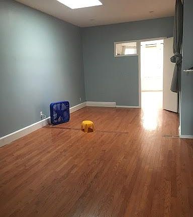 5th image of 918 40th St Fl 2nd