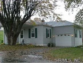 241 Marie St photo 1