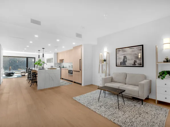 28 Huntington Street image 5 of 19