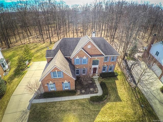 1st image of 25501 Hillsdale Dr