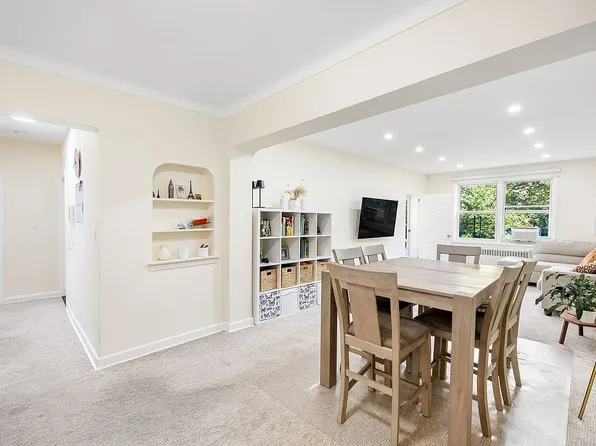 99-41 64th Ave #B17, Queens, NY 11374