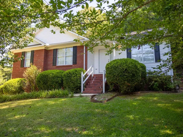 1712 Louise Dr SE, Jacksonville, AL 36265