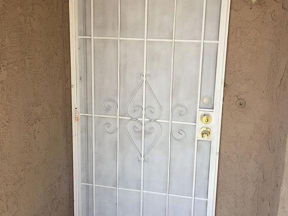 3rd image of 14267 Cholla Dr