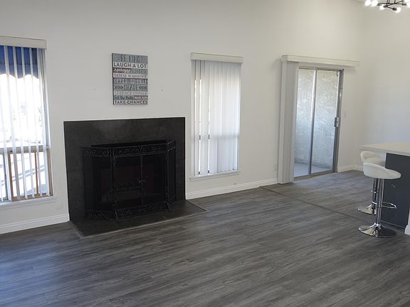 3rd image of 4922 Newport Cove Dr #D-1