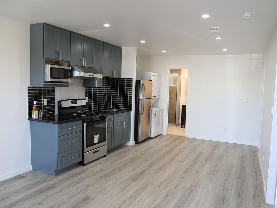 Living & kitchen