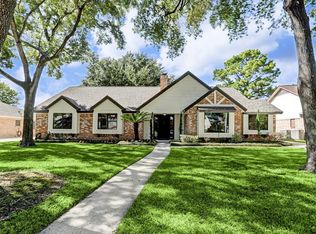 2751 Quincannon Ln, Houston, TX 77043