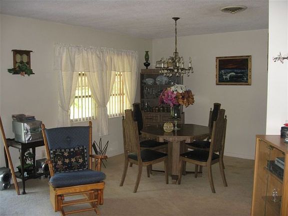 3rd image of 2010 Ivy Dr