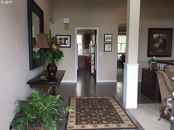 2nd image of 15425 SE Vista Sunrise Ct
